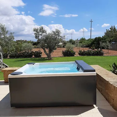 Elisabetta Con Idromassaggio E Area Piscina Villa *