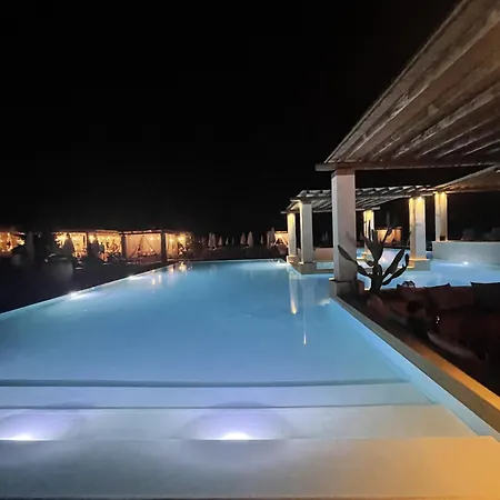 Elisabetta Con Idromassaggio E Area Piscina * 加利波利