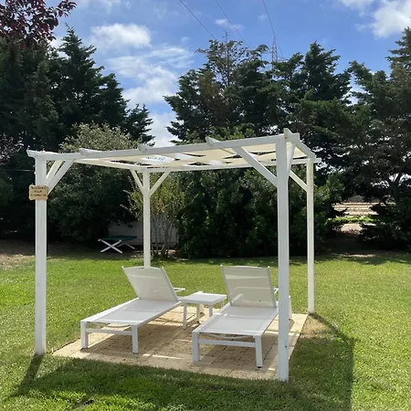 Elisabetta Con Idromassaggio E Area Piscina Gallipoli